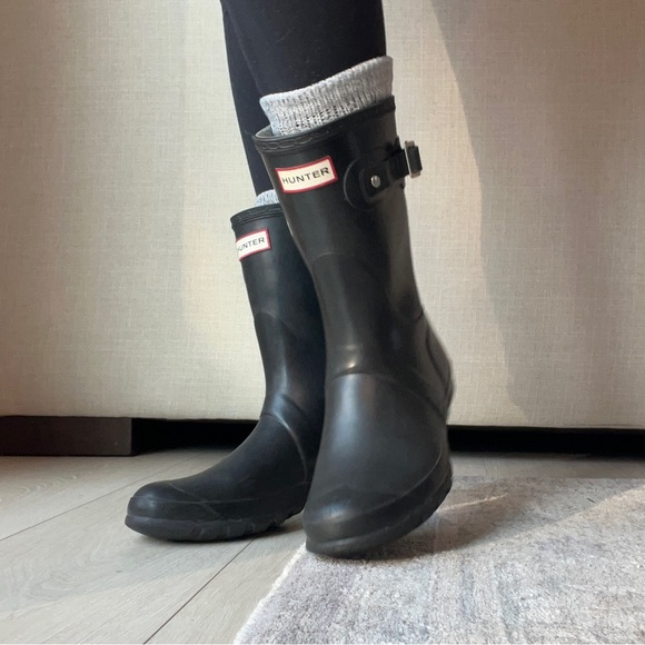 Hunter Shoes Hunter Womens Original Refined Short Black Matte Rain